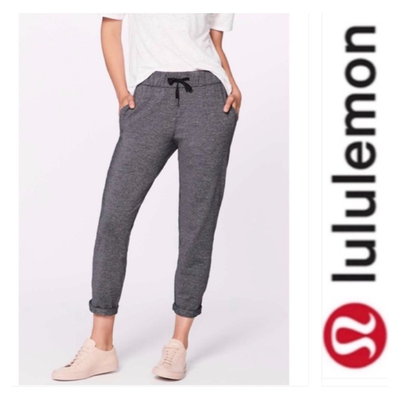 lululemon athletica Pants - Lululemon On The Fly Pull-On Pant 28" Joggers Heathered Grey Black Sz 10 Stretch